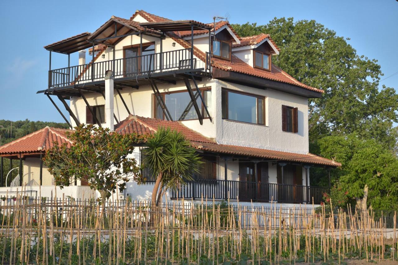 Alexandre Maison Beachfront Gialova Vacation Home Екстер'єр фото